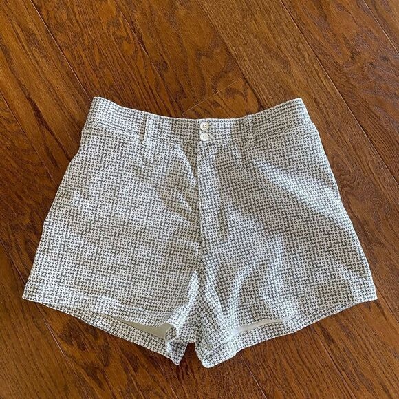 B&W printed shorts - Picture 2 of 4
